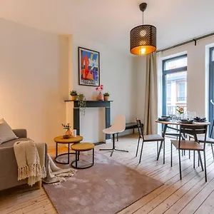  Appartement Huswell - Spacious And Warmly Furnished
